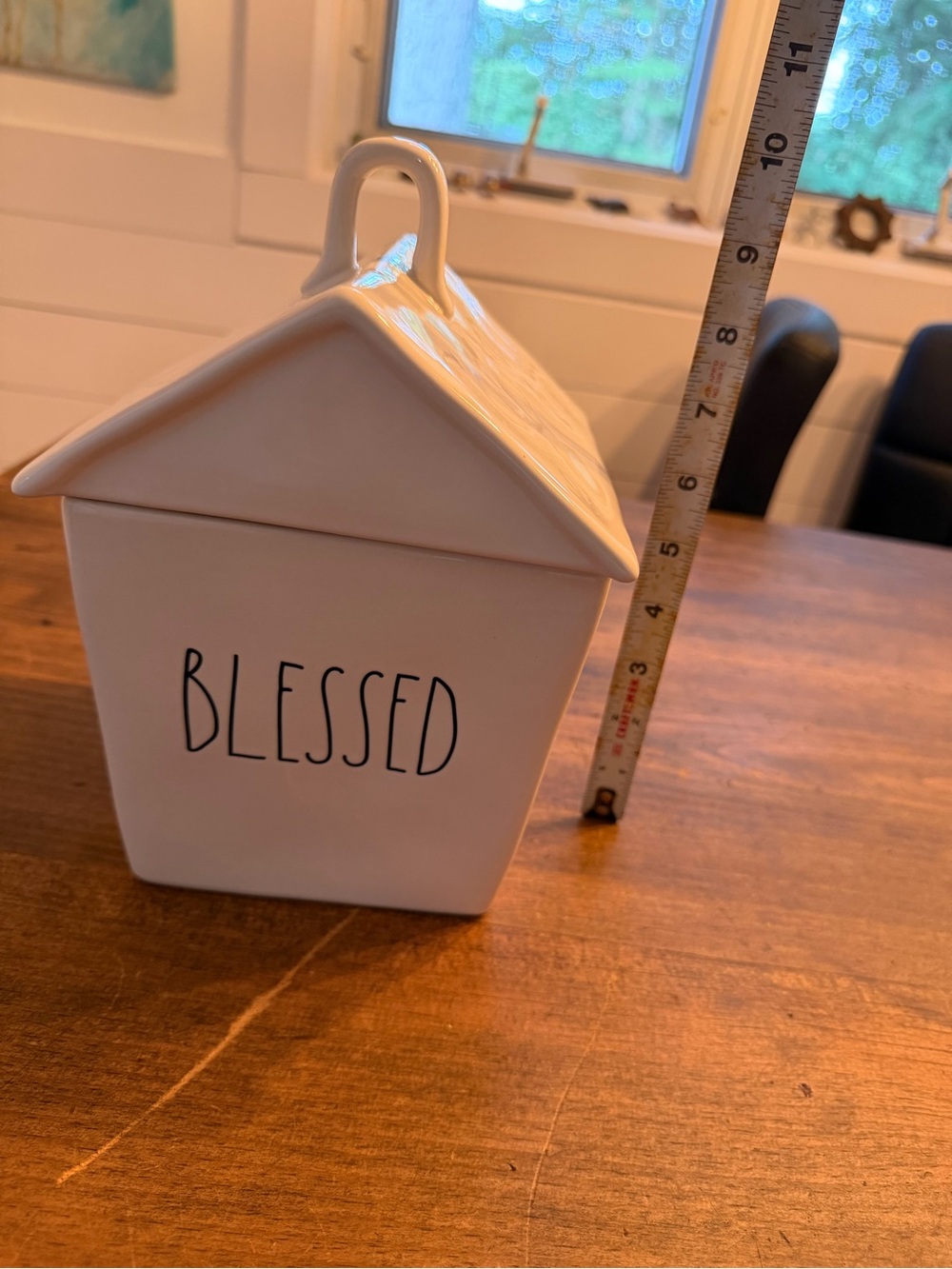Rae Dunn cookie jar - Picture 2 of 5